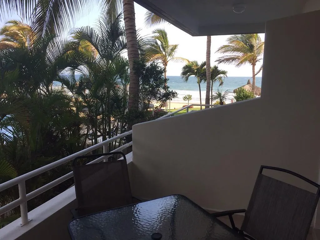 Frente Al Mar A Pie De Playa Alberca Y Javuzzi 7 アパート
